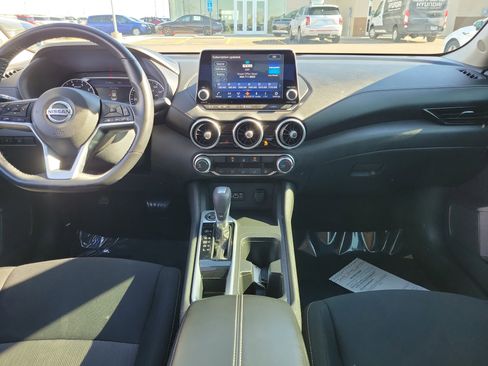Used 2022 Nissan Sentra SV image 9