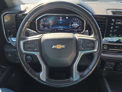 Used 2023 Chevrolet Silverado 1500 LTZ AWD/4WD image 9