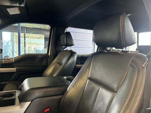 Used 2022 Ford F250 Lariat w/ Lariat Value Package image 9