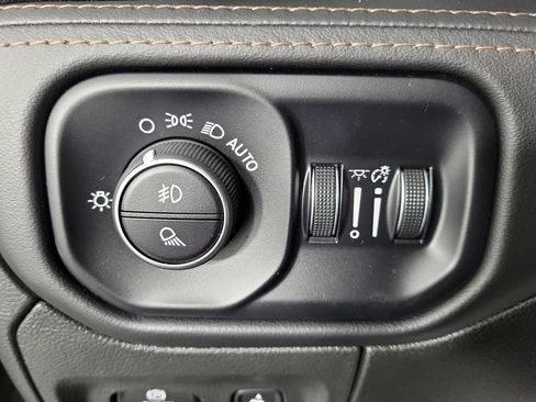 Used 2024 RAM 1500 TRX AWD/4WD image 31