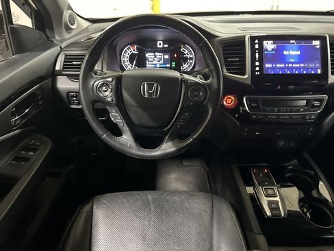 Used 2017 Honda Pilot Elite image 11