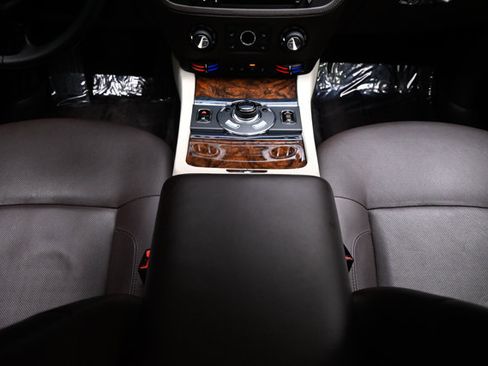 Used 2012 Rolls-Royce Ghost RWD image 9