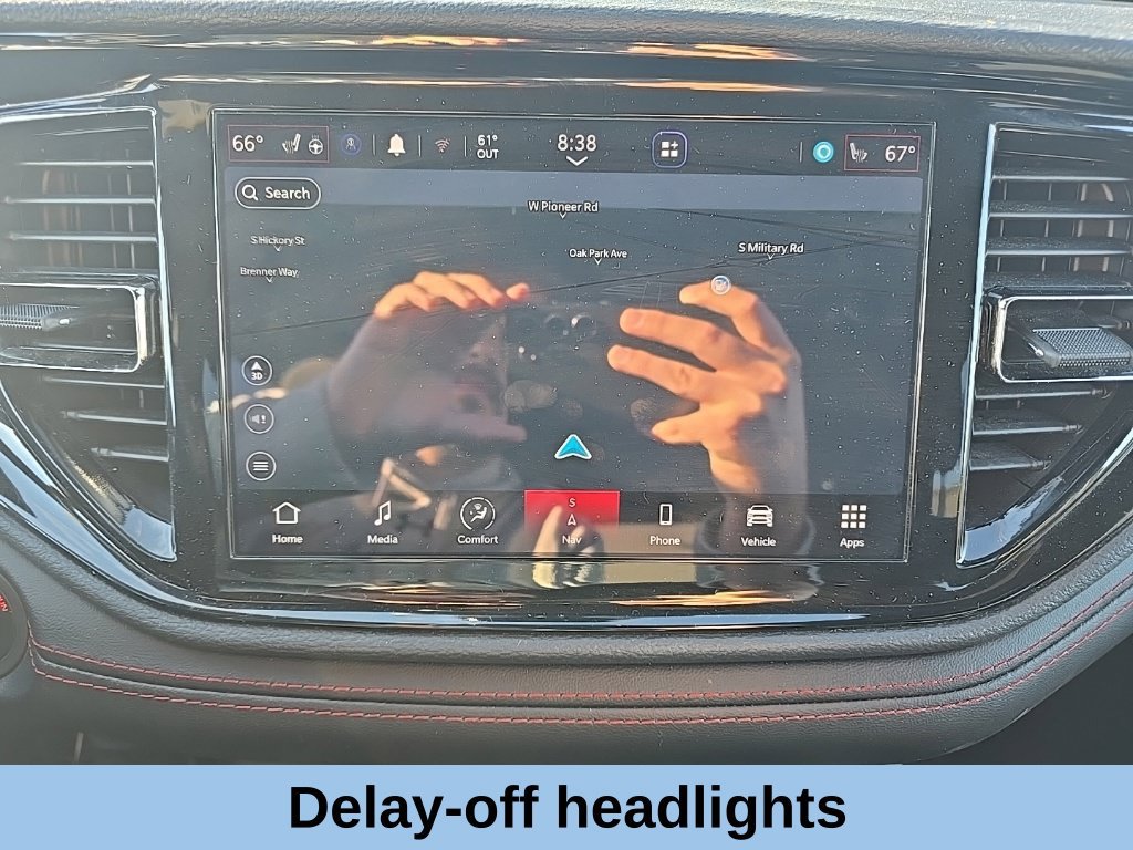 Used 2025 Dodge Durango GT AWD/4WD image 27