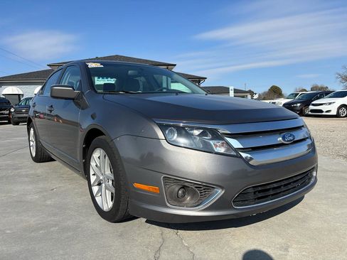 Used 2011 Ford Fusion SEL image 2