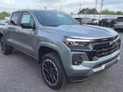 New 2026 Chevrolet Colorado Z71 w/ Technology Package image 3