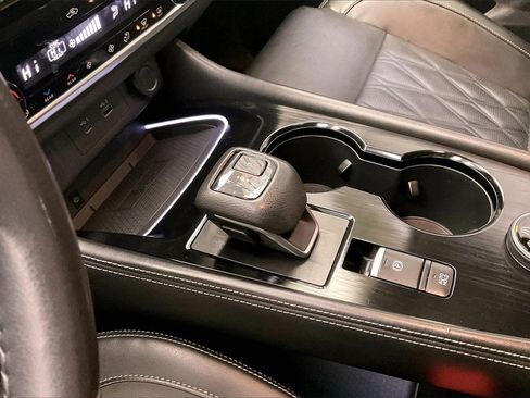 Certified 2021 Nissan Rogue Platinum image 16