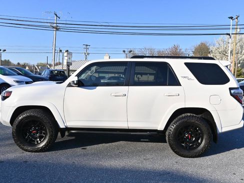 Used 2019 Toyota 4Runner TRD Off-Road image 8