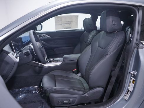 Used 2026 BMW 430i Coupe w/ Parking Assistance Package RWD image 6