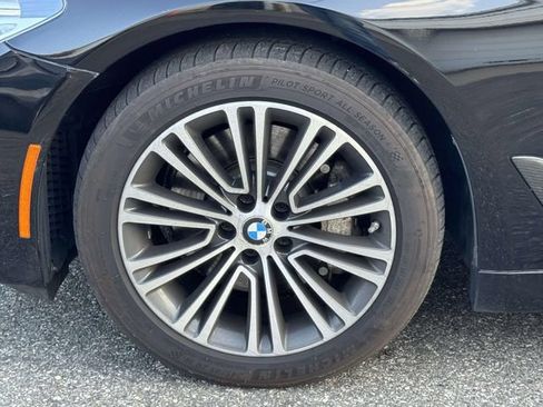 Used 2019 BMW 540i xDrive w/ Convenience Package AWD/4WD image 12