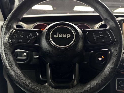 Used 2023 Jeep Wrangler Unlimited Sport image 21