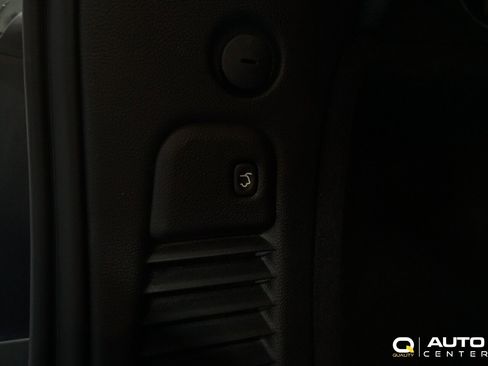 Used 2025 Dodge Durango R/T w/ Blacktop Package image 41