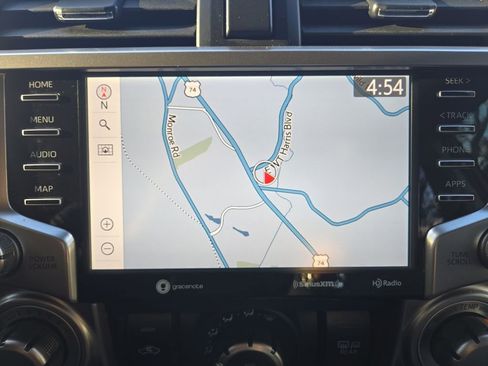 Used 2020 Toyota 4Runner SR5 image 21