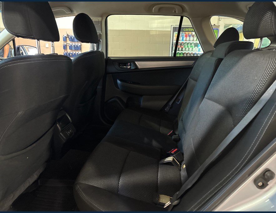 Used 2019 Subaru Outback 2.5i Premium AWD/4WD image 5