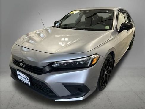 Used 2022 Honda Civic Sport image 1