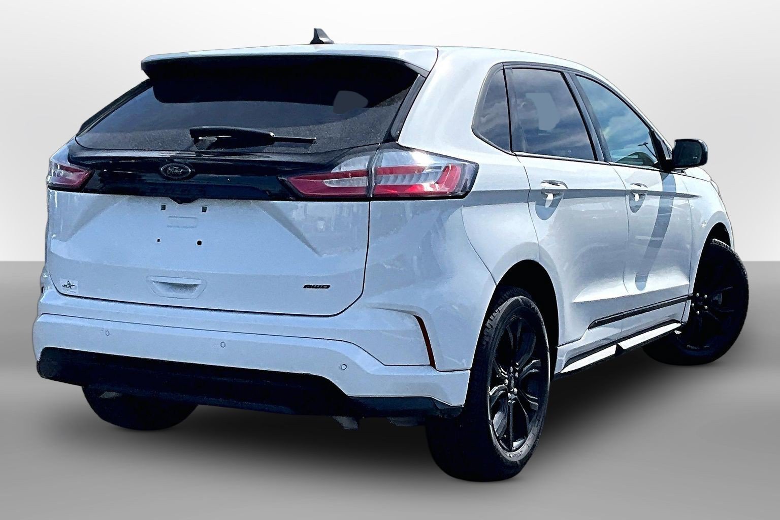 Used 2022 Ford Edge SE w/ Black Appearance Package AWD/4WD image 11