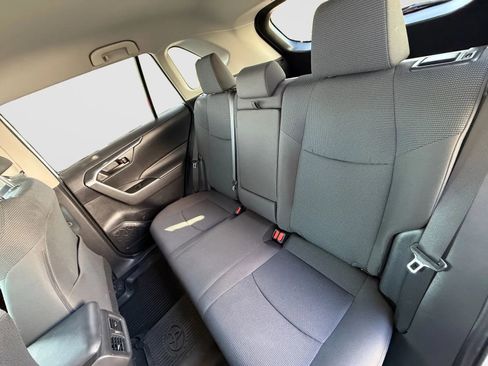Used 2024 Toyota RAV4 LE AWD/4WD image 15