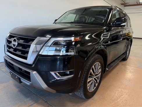 Used 2022 Nissan Armada SL w/ Captain's Chairs Package AWD/4WD image 1