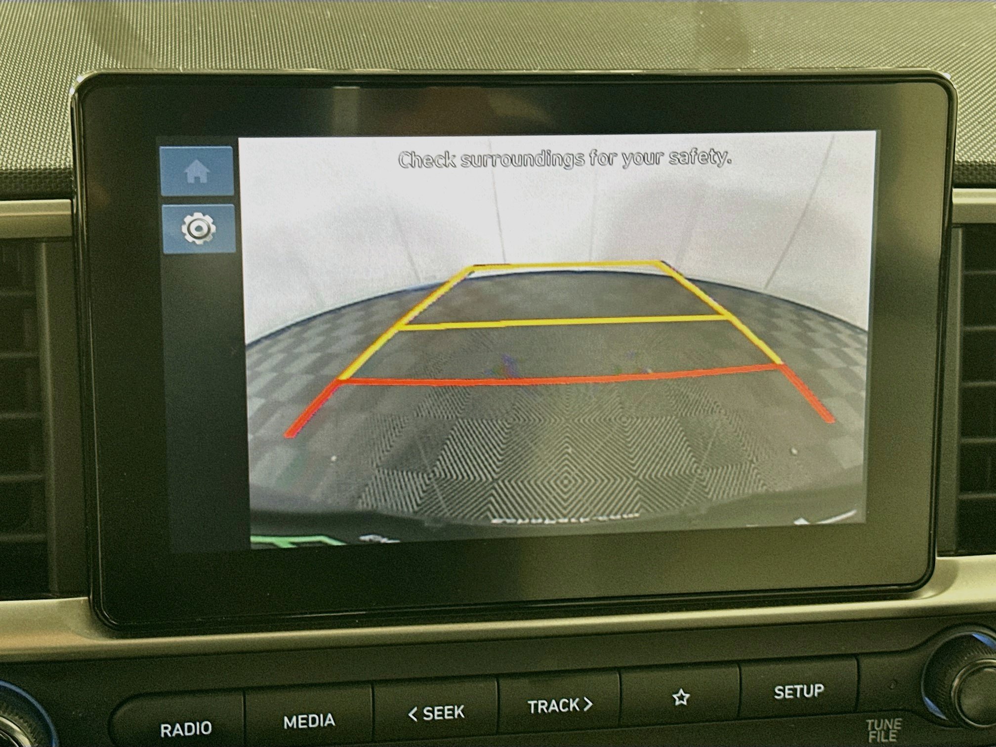 Used 2025 Hyundai Venue SEL FWD image 22