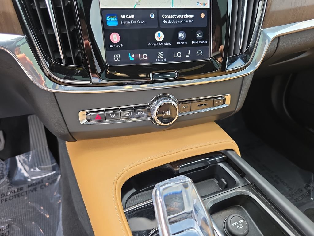 Certified 2025 Volvo V90 B6 Cross Country Ultra AWD/4WD image 29