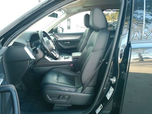 Used 2024 MAZDA CX-90 3.3 Turbo w/ Premium Package image 16