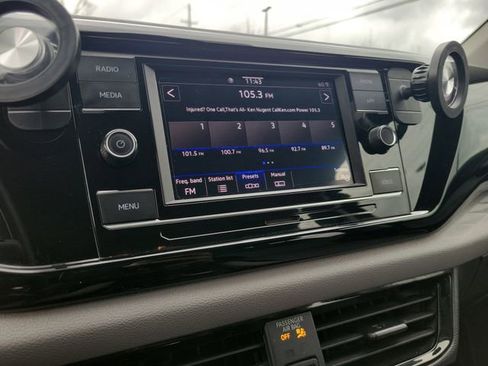 Used 2023 Volkswagen Taos S image 26