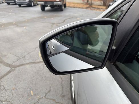 Used 2015 Ford C-MAX SE image 34