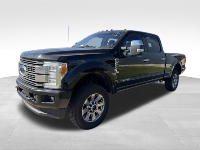Used 2018 Ford F250 Platinum w/ Platinum Ultimate Package AWD/4WD image 3