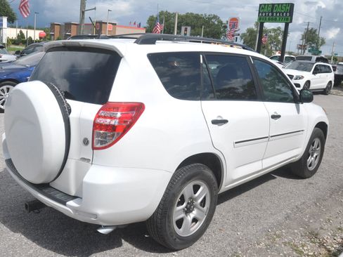 Used 2011 Toyota RAV4 4WD V6 w/ Tow Prep Pkg image 5