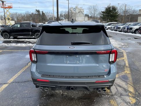 New 2026 Ford Explorer ST w/ Sun And Sound Package image 5