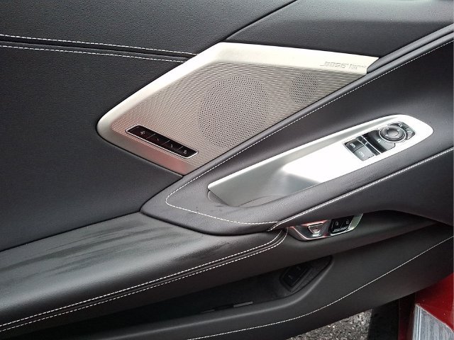 Used 2025 Chevrolet Corvette Stingray Preferred Cpe w/ Battery Protection Package RWD image 7