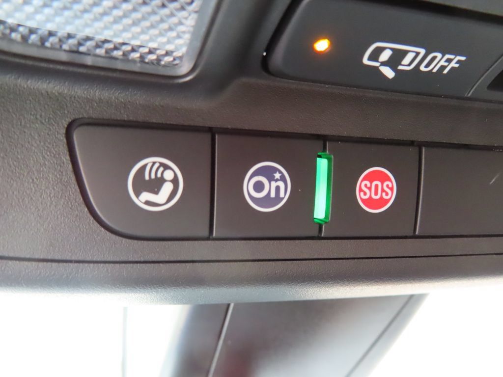 Used 2024 Cadillac XT6 Premium Luxury AWD/4WD image 15