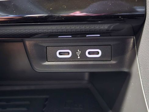 New 2025 Volkswagen Jetta SE image 31