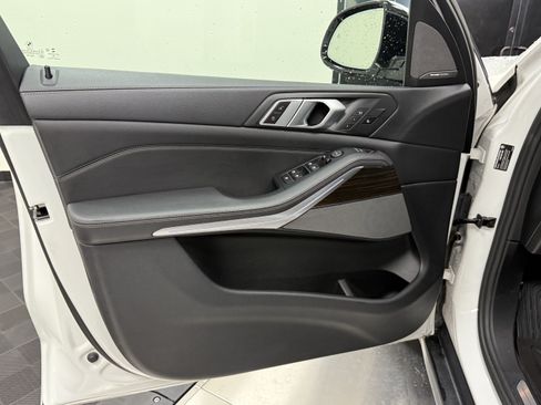 Used 2019 BMW X5 xDrive40i AWD/4WD image 10