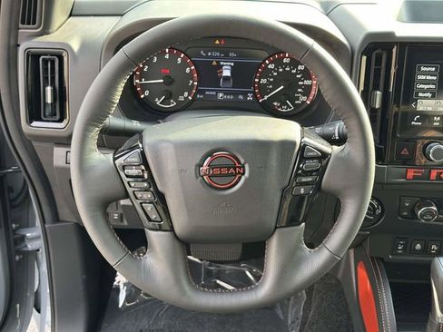 New 2026 Nissan Frontier PRO-4X w/ Pro-4x Convenience Package AWD/4WD image 18