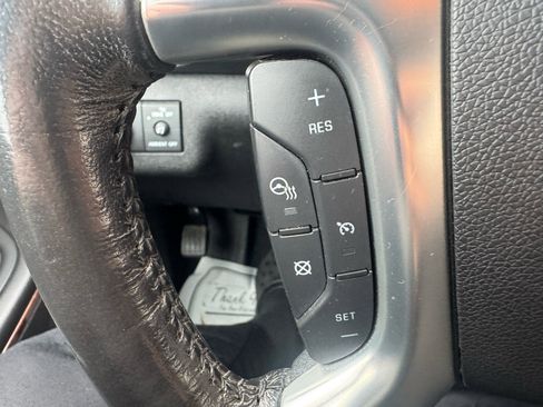 Used 2014 Chevrolet Traverse LTZ w/ LPO, 'HIT The Road' Package image 17