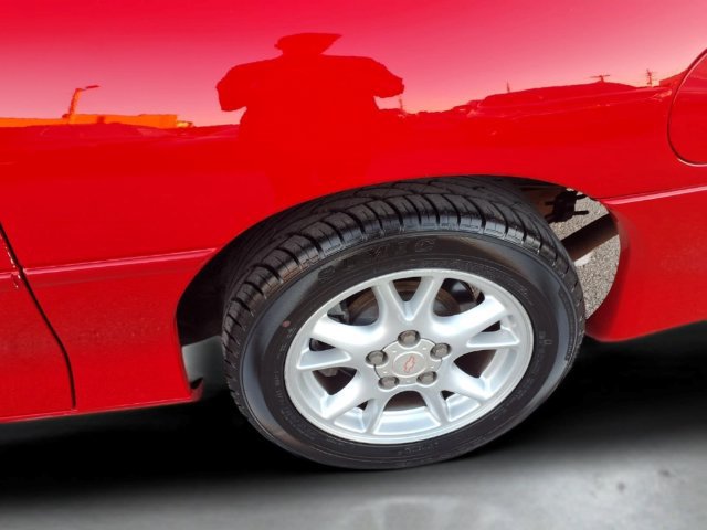 Used 2002 Chevrolet Camaro LT RWD image 20