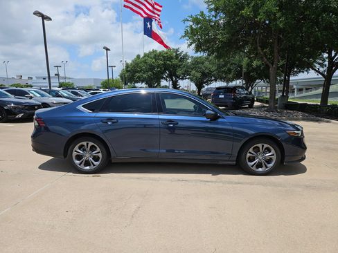Certified 2024 Honda Accord EX image 4