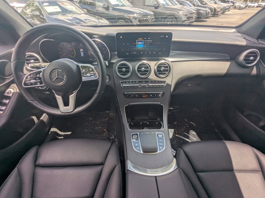 Certified 2022 Mercedes-Benz GLC 300 4MATIC w/ Premium Package Lite image 2