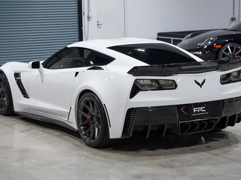 Used 2016 Chevrolet Corvette Z06 w/ 3LZ Preferred Equipment Group image 68