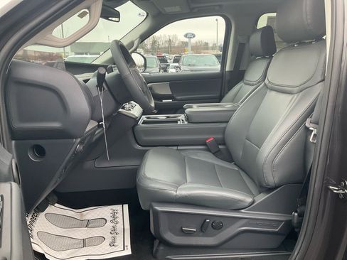New 2026 Ford Expedition Active AWD/4WD image 16