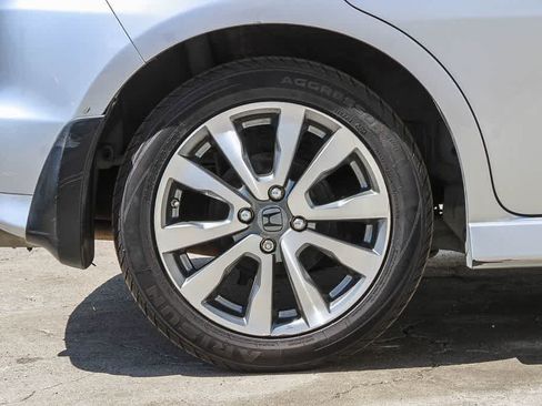 Used 2013 Honda Fit Sport image 8