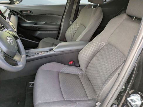 Used 2021 Toyota C-HR LE image 22