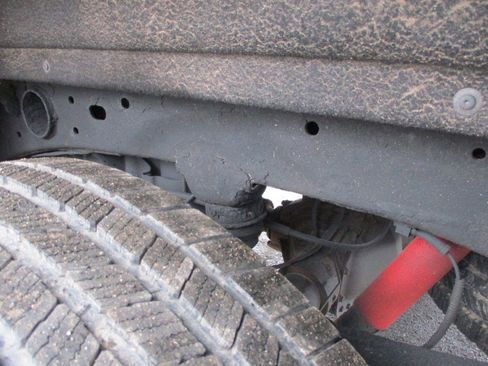 Used 2015 GMC Sierra 2500 Denali w/ Driver Alert Package image 39