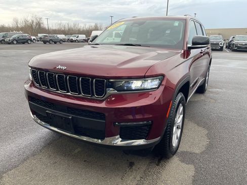 Used 2022 Jeep Grand Cherokee L Limited w/ MOPAR Finishing Package image 3