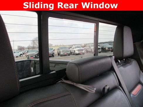 Used 2020 GMC Sierra 2500 AT4 w/ AT4 Premium Package image 24