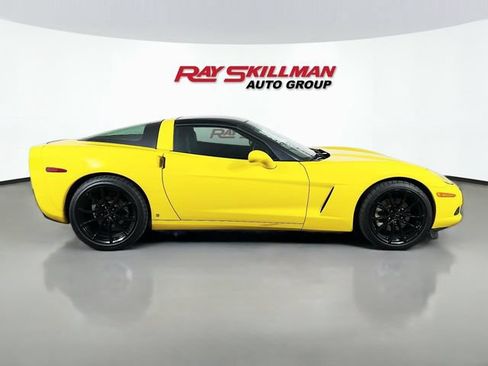 Used 2007 Chevrolet Corvette Coupe w/ Preferred Equipment Group RWD image 8
