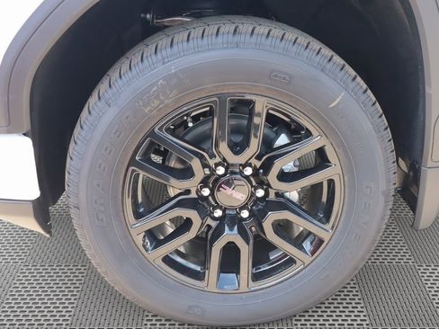 New 2026 GMC Sierra 1500 Pro w/ Graphite Edition image 15