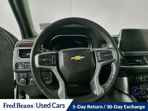 Used 2022 Chevrolet Suburban LT w/ LT Signature Plus Package image 12