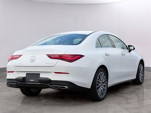 New 2025 Mercedes-Benz CLA 250 4MATIC image 9