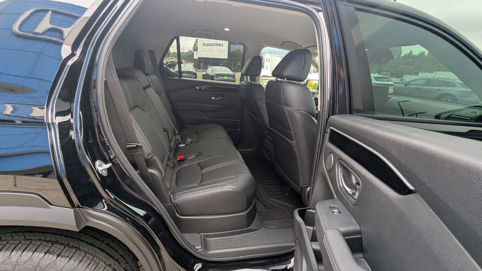 Used 2026 Honda Passport RTL image 16